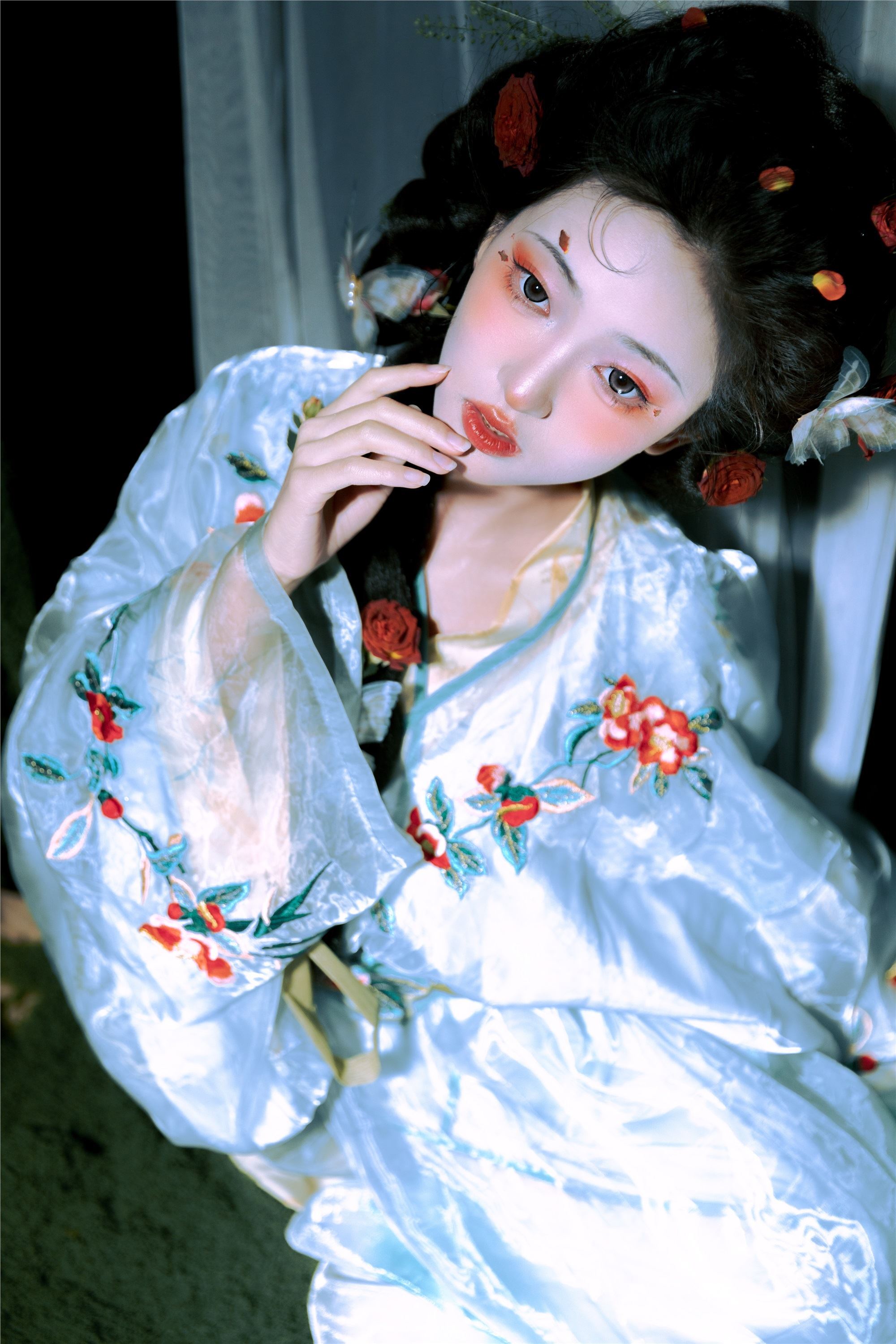 YITUYU艺图语 2025.03.10 茶花语 冷酷王爷